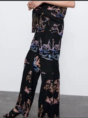 Zara Black Wide-Leg Pants with Pastel Scenic Print